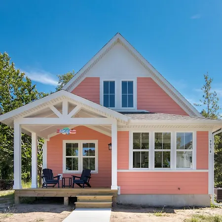 Coho Cottage, Village Of Empire Mi, Steps From Sbd